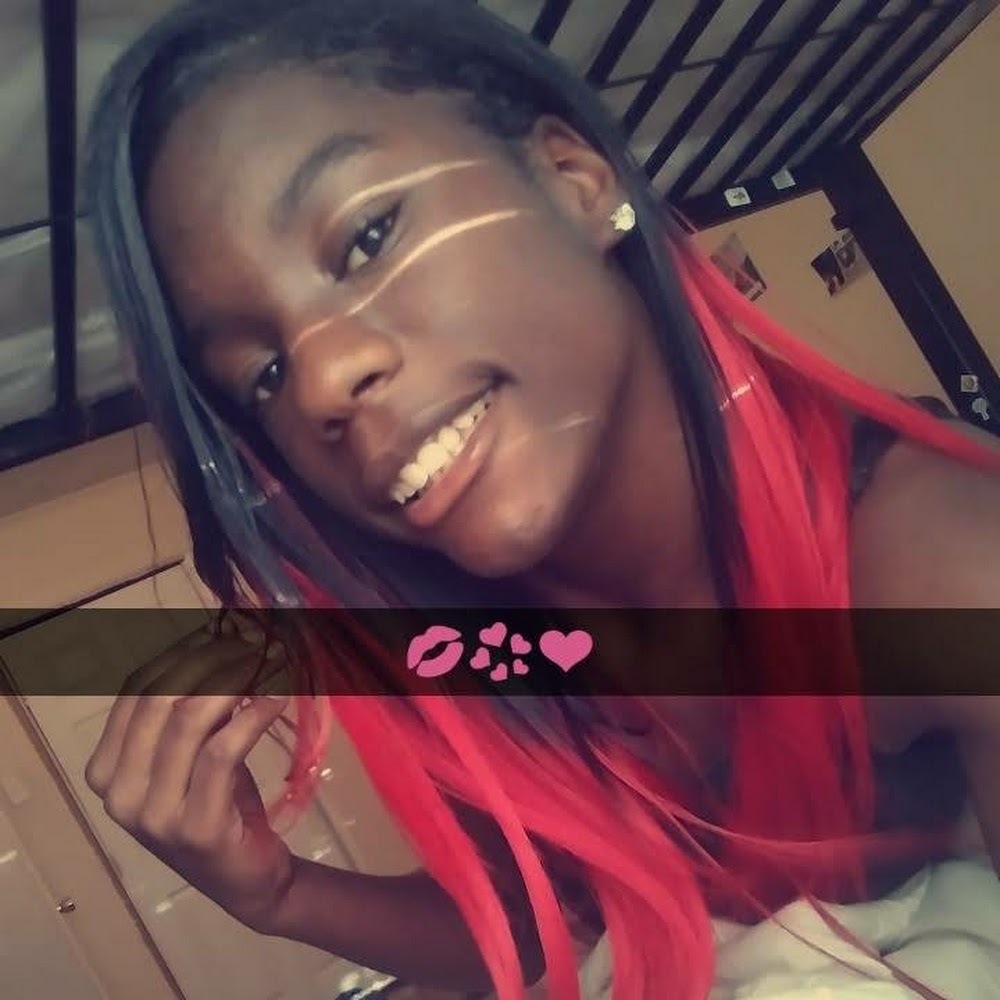 Meet your Posher, A queen's